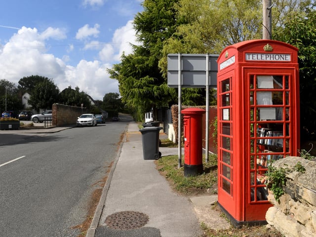 Scarcroft truly has an exclusive village feel, with a population of just 1,194 people according to the 2011 Census.