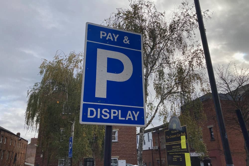Wakefield Council's cabinet has agreed to scrap two-hour free parking. LDRS image