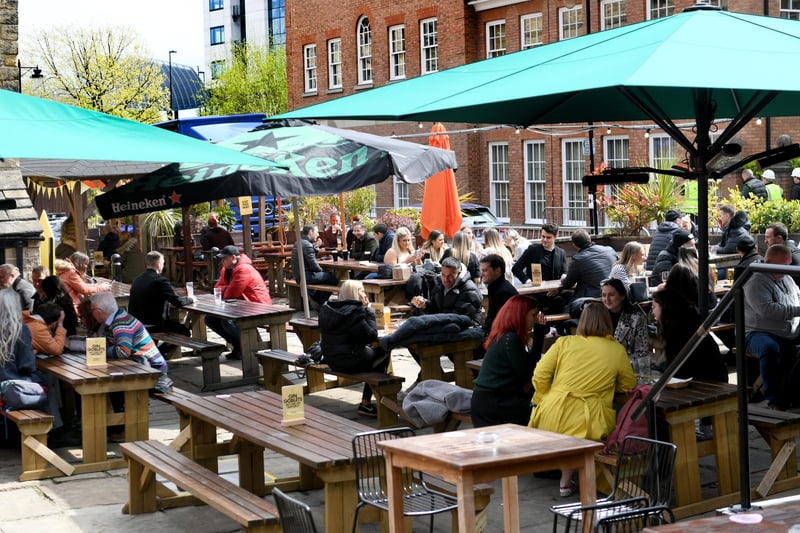 When the sun is out, you can bet that Water Lane Boat House will be full of punters catching up over some great food and drinks, thanks to its spacious outdoor area.
