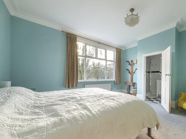 To the first floor the property enjoys a total of four bedrooms including a guest suite with a fully tiled shower room.