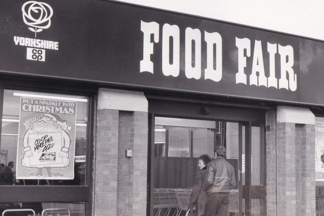 Do you remember Food Fair on York Road? Pictured in December 1984.