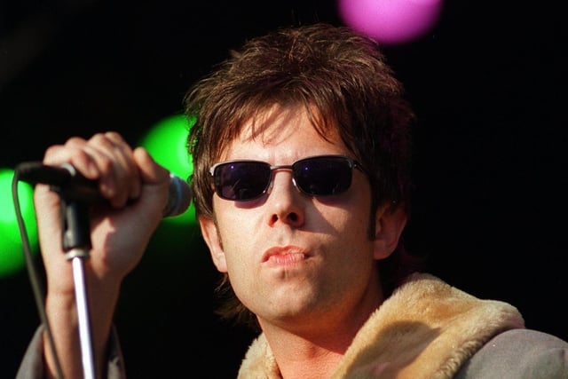 Ian McCulloch of Echo and the Bunnymen on the NME stage.