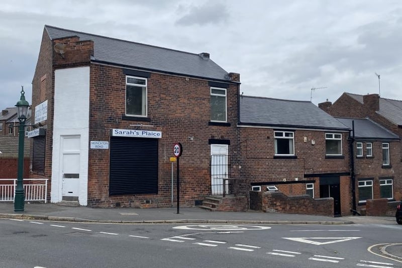 Described as a substantial mixed use corner property on Shiregreen Lane and Monckton Road, Wincobank, this building has a guide price of £200,000-£225,000. It features a takeaway and storage with residential above offering potential for a variety of uses.
