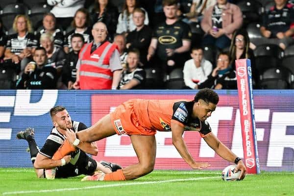 Derrell Olpherts scored four tries the last time he faced Hull, in an away win for Castleford last July. Picture by Will Palmer/SWpix.com.