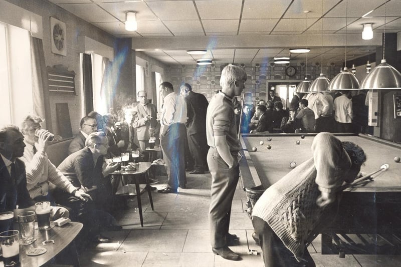 The games room at Seacroft Working Men's Club during lunchtime on Sunday in June 1980.