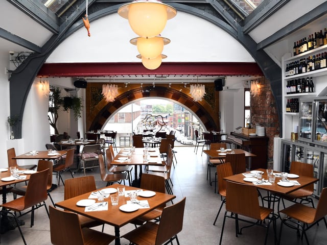 Stuzzi is an Italian restaurant in the Grand Arcade, Leeds city centre, serving little plates of Italian cuisine served in small osterias and bars throughout Italy