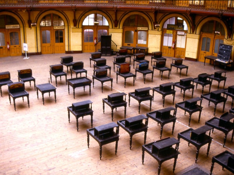 The individual trader's desks arranged across the ground floor of the Corn Exchange. It was redeveloped in 1990 to provide speciality shops and a basement cafe.