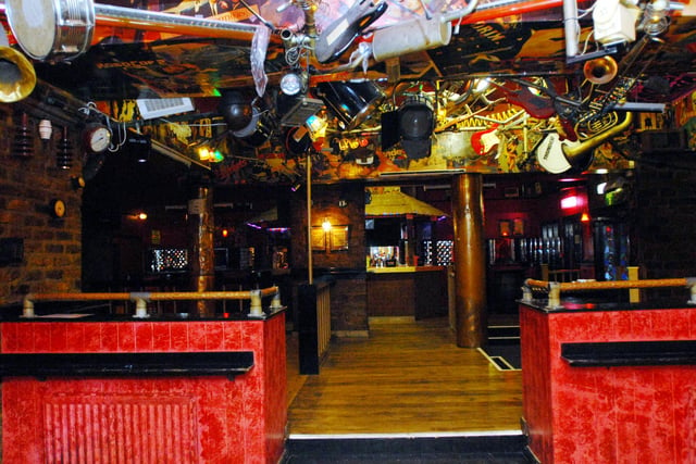 Bizz Bar back in 2007. Does this bring back memories for you?