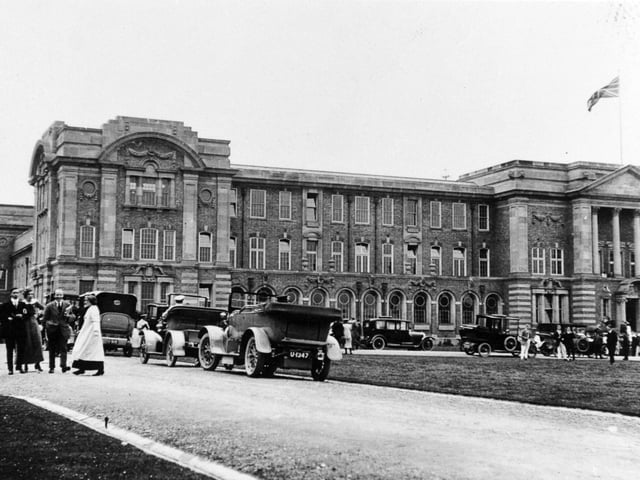 The James Graham Building of Leeds Metropolitan University.