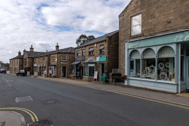 Between Horsforth Town Street and New Road Side, there is a host of bars, restaurants and shops, including Classy Crafts, Dressie Boutique and 
Leevans Jewellers.