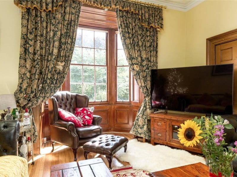 Drawing room.