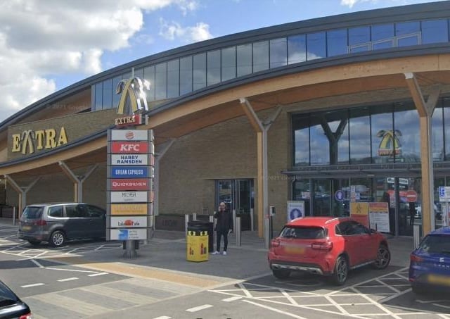The Starbucks inside Skelton Lake Services is the city's best-rated branch, scoring 4.5/5 stars from 316 reviews