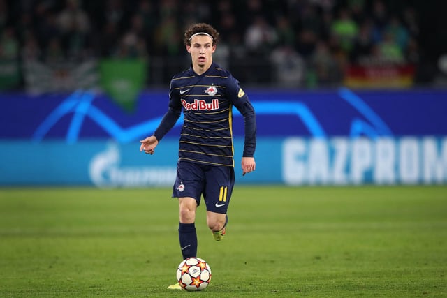 Leeds United are said to be 'showing greatest interest’ in RB Salzburg sensation Brenden Aaronson. However, he looks unlikely to leave his current side until the summer, despite the Whites testing his clubs resolve with two bids already this month. (Sport Witness)