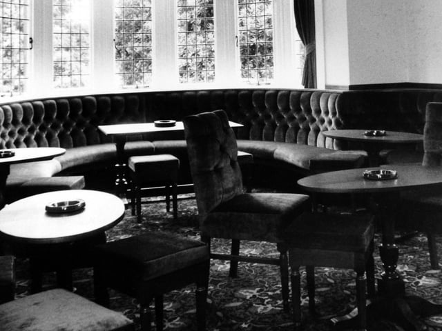 Inside the White House Inn on Wetherby Road in July 1977.