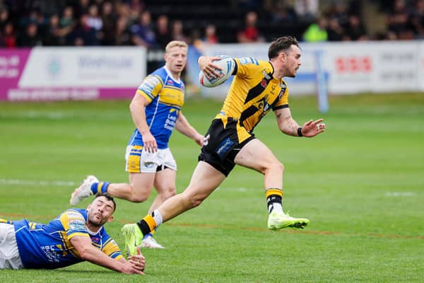 Tex Hoy, pictured, remains a big part of Castleford Tigers' plans for 2026, despite the signing of fellow Austrlaian full-back Blake Taaffe.  Picture by Alex Whitehead/SWpix.com.