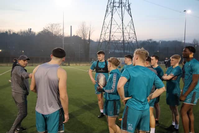Academy coach Tony Smith makes a point to his players at training. Picture by Dan Hawkhead/Leeds Rhinos.
