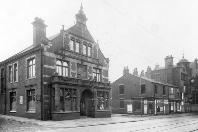 The Greyhound Inn pub and the shops just past Bath Street were due to be demolished as part of the slum clearance of the area. The York Road public library and swimming baths building, seen on the far right, was spared however and still stands today; it is now a listed building though in a derelict state.