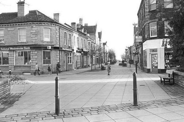A very quiet looking Ossett in November 1984.
