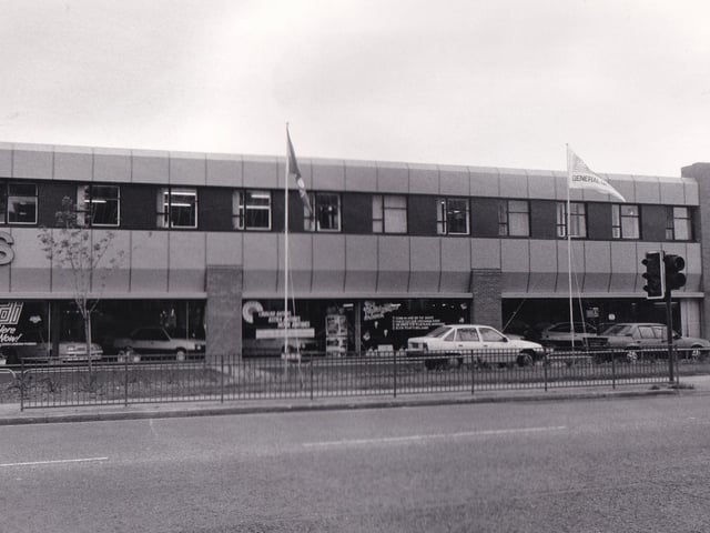 The refurbished new car salesroom at WASS in July 1986.