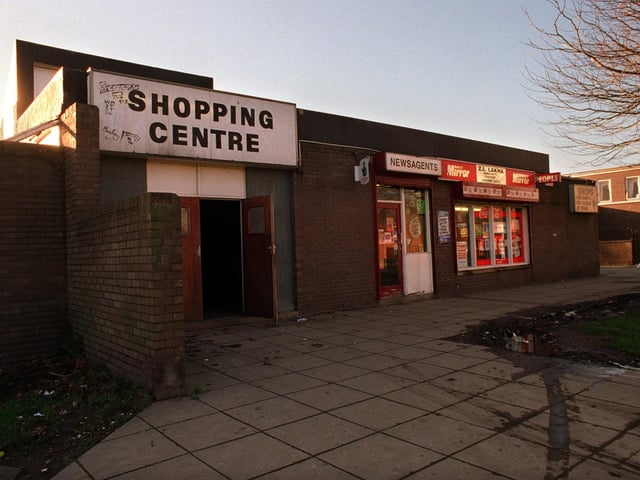 Share your memories of south Leeds in 1998 with Andrew Hutchinson via email at: andrew.hutchinson@jpress.co.uk or tweet him - @AndyHutchYPN