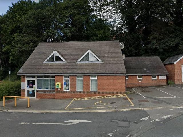 At Oakwood Surgery in Oakwood, 93% of people responding to the survey rated their overall experience as good.