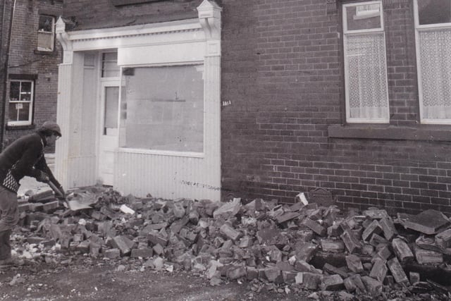 Part of Armley Town Street was cordoned off in January 1986 when the outer wall of two back-to-back houses collapsed as winds approaching 100mph ripped across the city. Nearly a ton of rubble fell into the road between Aberdeen Walk and Aberdeen Road.