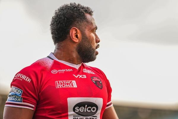 A Fijian international prop, Vuniyayawa moved from New Zealand Warriors to Leeds in 2020, making 16 appearances in his only season before joining Salford Red Devils.