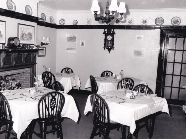 You were bound to hit the right note when you dined out at Chimes restaurant on Potternewton Lane between Scott Hall Sports Centre and Chapel Allerton Hospital. The eaterie dervied its name from the number of striking clocks you found there. Pictured in October 1992.