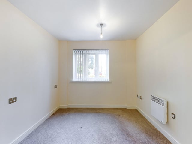 This one bedroom flat in Gisors Road, Southsea, is on the market for £155,000. It is listed by Chinneck Shaw.