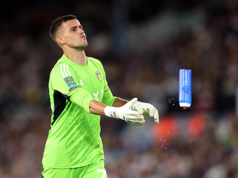 Darlow remains out as he recovers from a dislocated thumb.