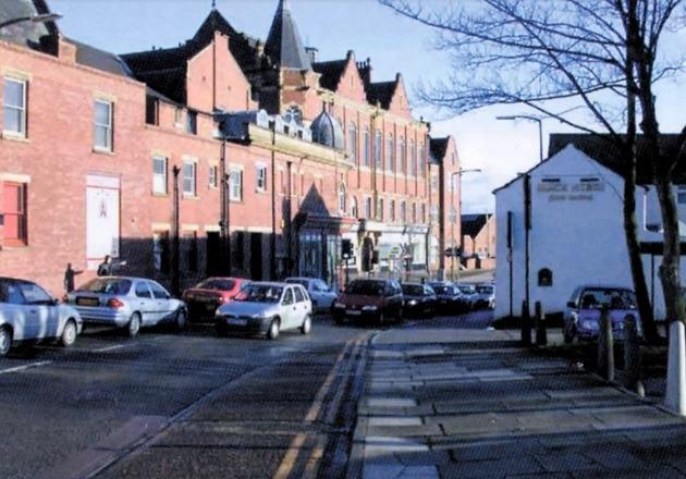 Wakefield Westgate towards Unity Hall