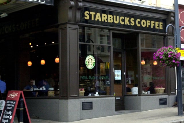 The Starbucks in Briggate scored 4 stars from 400 reviews