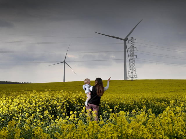 Between September 2021 and September 2022, the average sale price fell by 10.1 per cent.