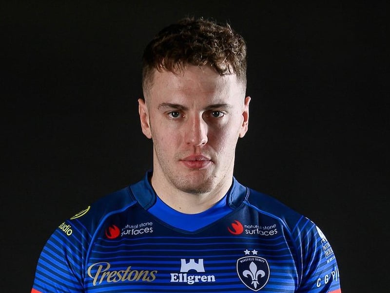Involved in the build-up to three of the tries, kept the attack moving and was excellent on the final tackle 9