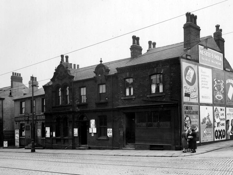 The Stad Hotel on York Road in Burmantofts pictured in November 1938.