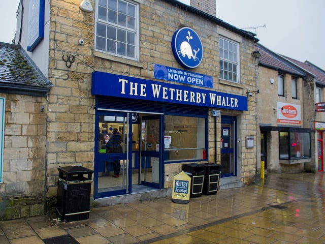 A customer at the Wetherby Whaler branch in Wetherby said: "I opted for the large fish chips, peas, curry sauce and buttered bread. The fish is huge, battered beautifully and crisp. I asked for well done chips (not a fan of anaemic ones). Chips crisp and cooled well."