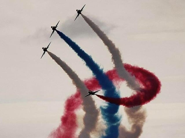 Kimmy Alderman said: "Red arrows, taken in Bournemouth."