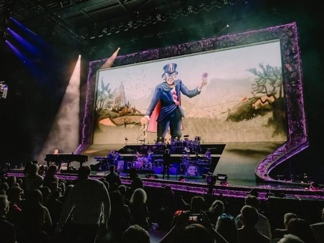 It will come as little surprise that the much anticipated show, which was rescheduled twice due to Covid, was a sell out.
