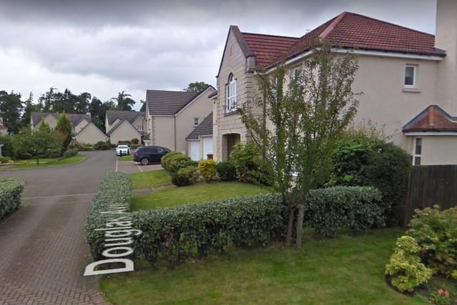 Douglas Avenue, Airth
Number of house sales:  11
Average sale price: £477,000