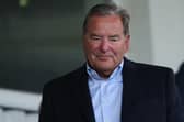 Jeff Stelling leads emotional speech on Gillette Soccer Saturday on effects of eating disorders