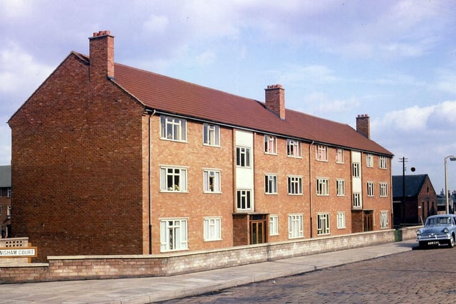 Flats on Lewisham Court, between Peel Street and Ackroyd Street, in May 1963. These were built in 1963 to replace houses that had been demolished during slum clearance.