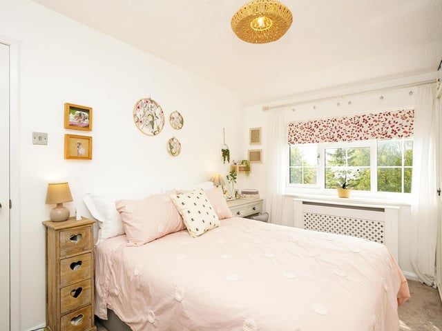 This stunning home is bound to appeal to a wide range of buyers and early internal viewings are strongly advised.