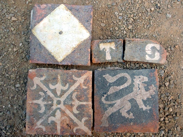 Much of the stone at the abbey was removed for re-use in other buildings in Leeds, including the steps leading to the river bank by Leeds Bridge.