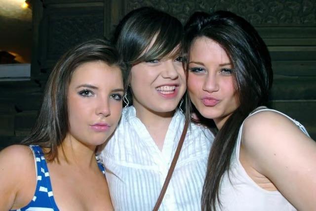 Paige, Elle and Gemma in 2009.
