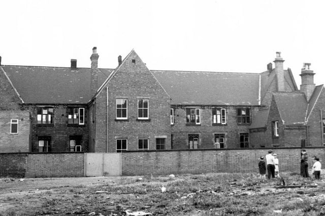 Back view of the now-closed Buslingthorpe School in August 1967. Area in the foreground had been site of Thackeray, Daisy and Hobson Street, and what was locally called 'Buggy Park', an open space which children used as a playground. Photo: West Yorkshire Archive Service