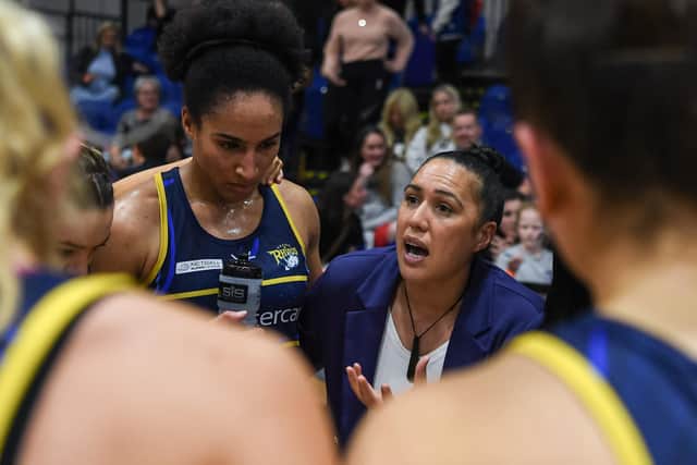 Liana Leota, right centre, addresses her Leeds Rhinos team during the game with Loughborough Lightning at Sheffield's EIS. (Picture: Tom Pearson Photography)
