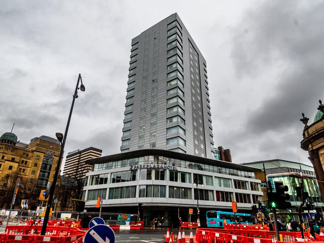 Park Plaza Hotel on Boar Lane is the 7th tallest building in Leeds, with a roof height of 77 metres and 20 floors in total. The hotel is rated four stars.