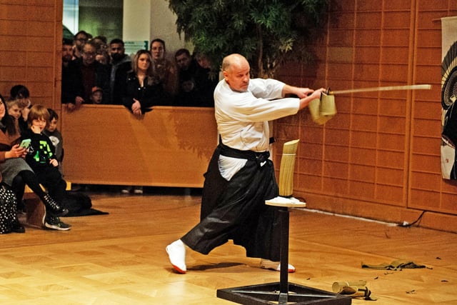 Another photo of Keith Ducklin showing the Far East Batto-Jutsu Samurai Japanese sword technique.