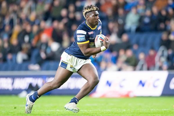 The French prop hobbled out of the defeat by Leigh Leopards on August 4 with his second plantar fascia injury in three months, bringing his season to an early end.