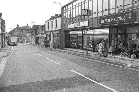 Christmas shopping in Horbury in 1984.